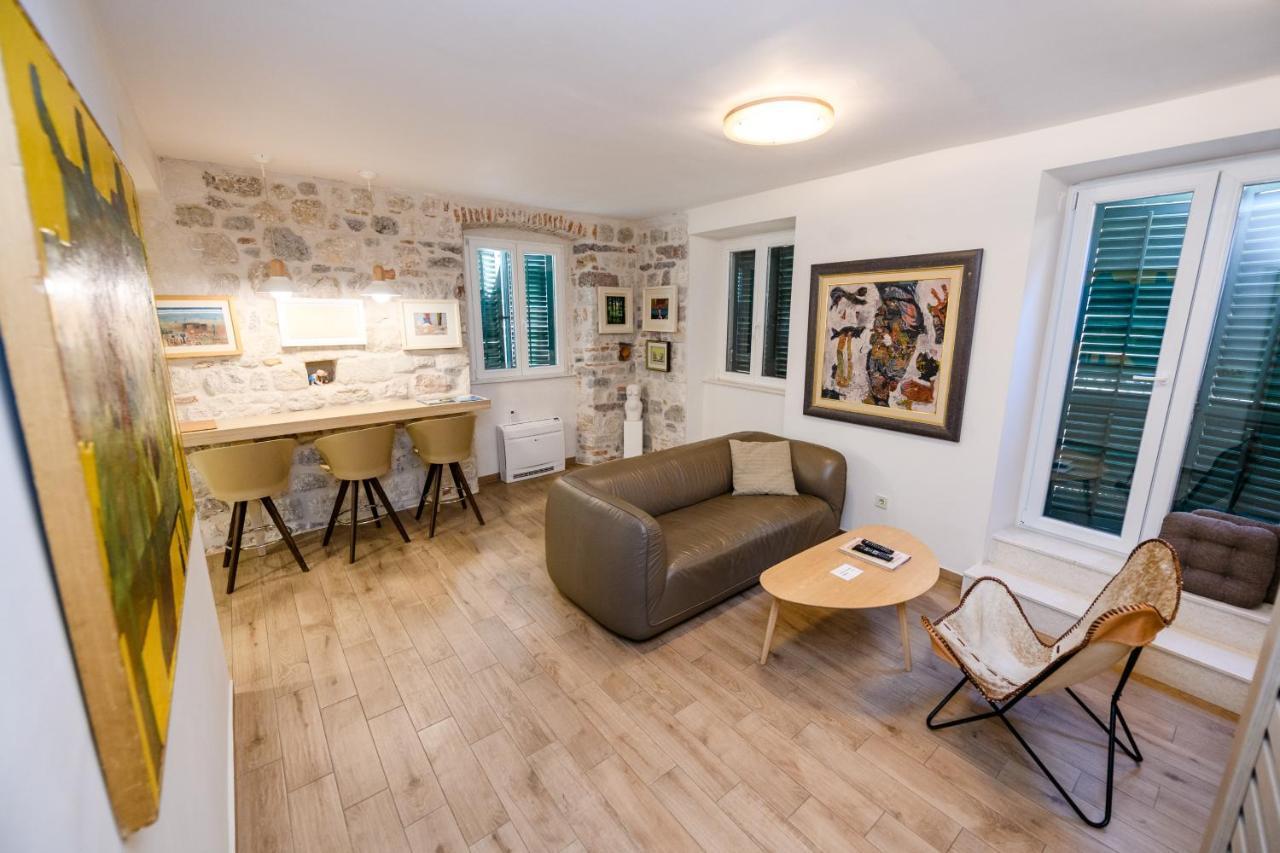 Apartmani Art Karampana Котор Экстерьер фото
