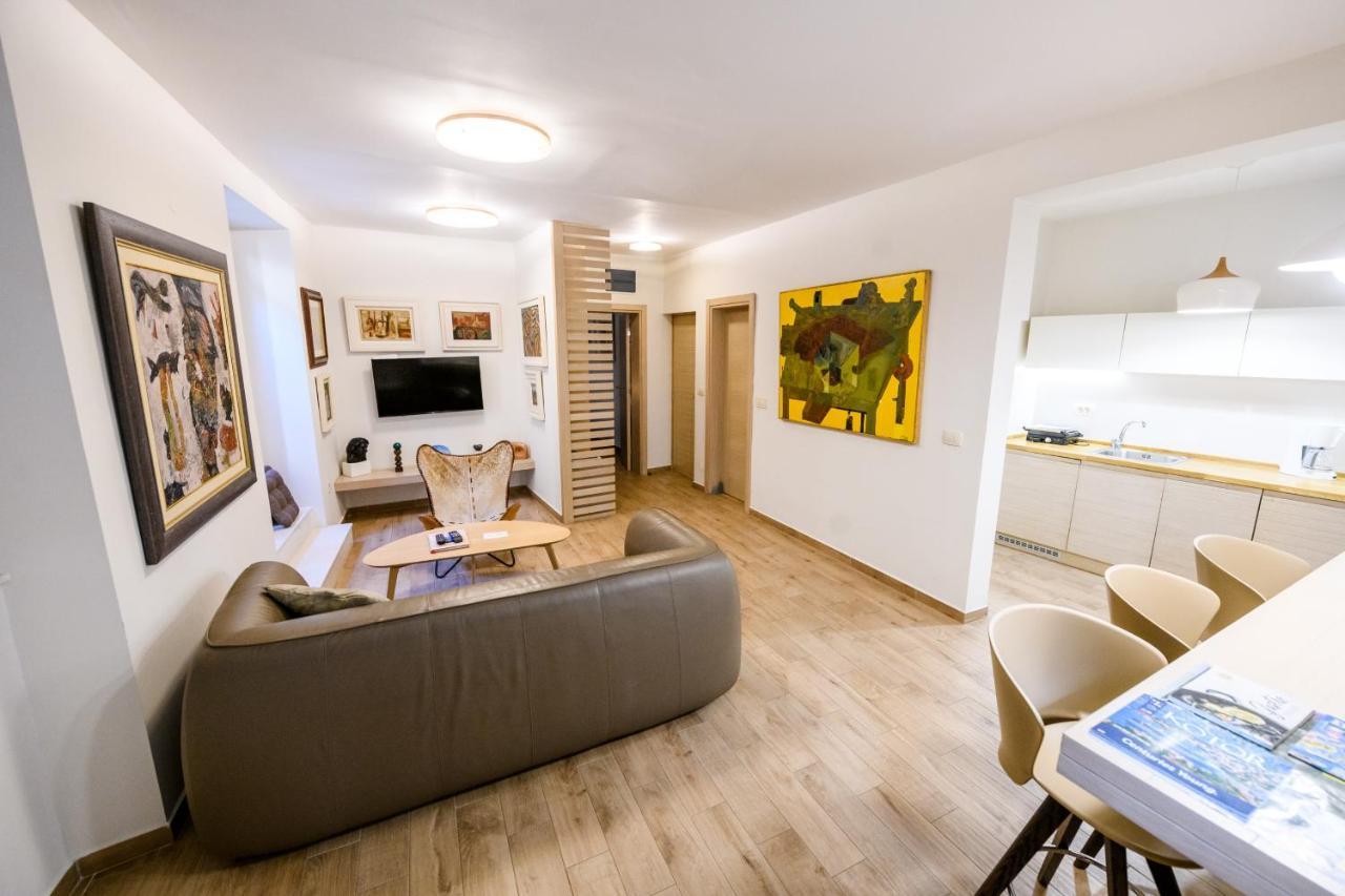 Apartmani Art Karampana Котор Экстерьер фото