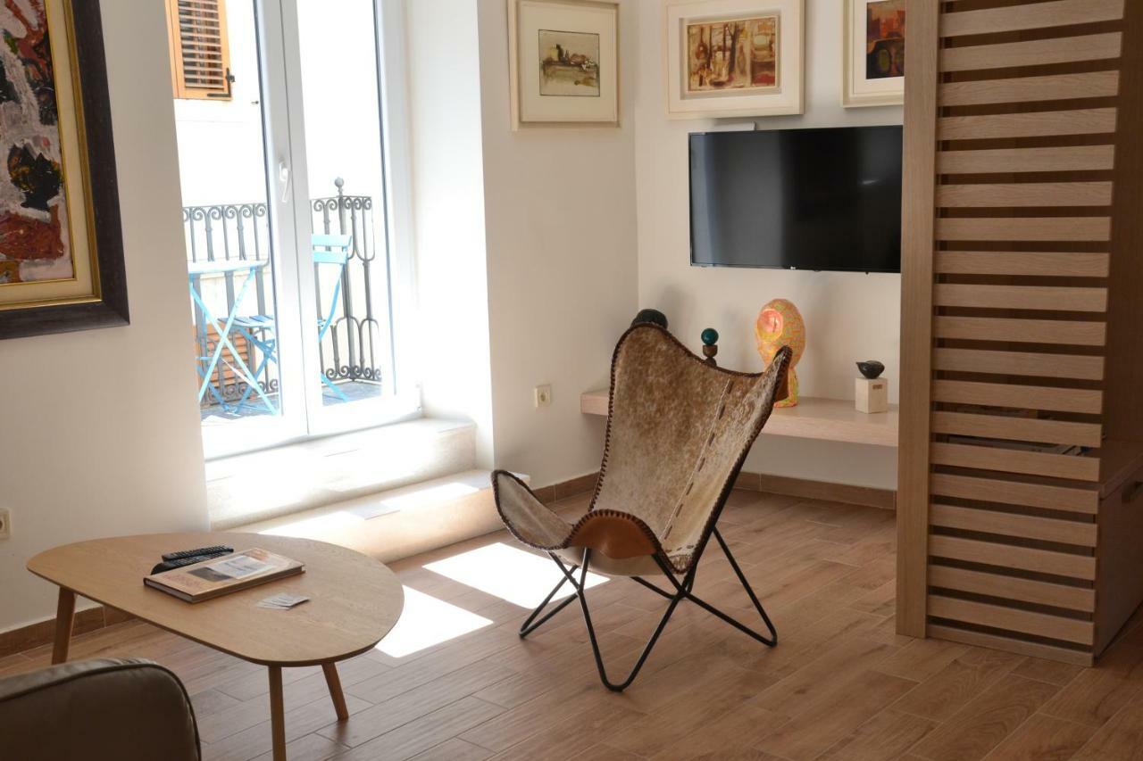 Apartmani Art Karampana Котор Экстерьер фото